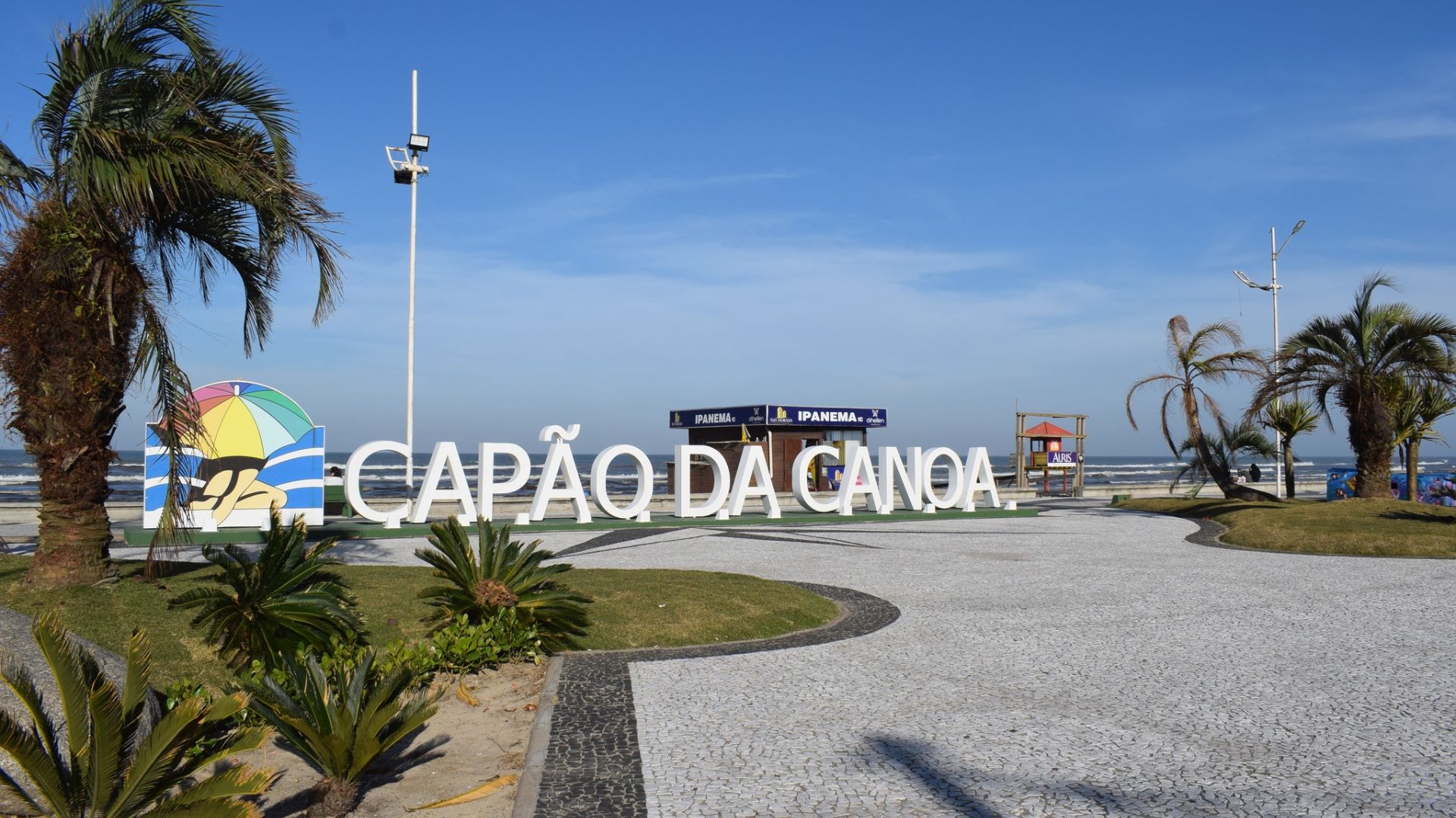 Encontre sua casa pronta para morar em Capão Novo! Viva perto das praias tranquilas e aproveite momentos inesquecíveis à beira-mar.